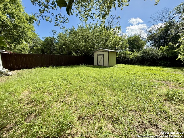 230 S San Gabriel Ave Property Photo 22
