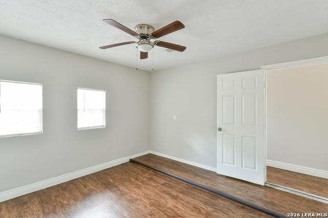 11822 El Sendero Property Photo 10