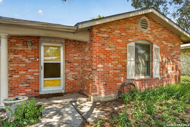 9906 Titan Dr Property Photo 3
