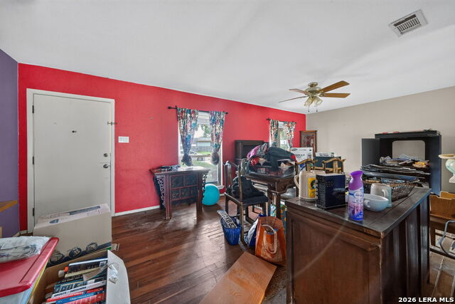 9906 Titan Dr Property Photo 4