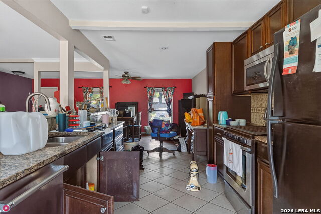 9906 Titan Dr Property Photo 7