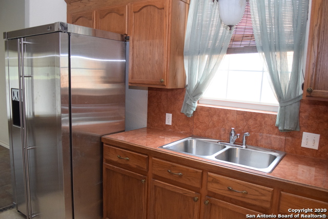 2530 Marilyn Kay St Property Photo 5