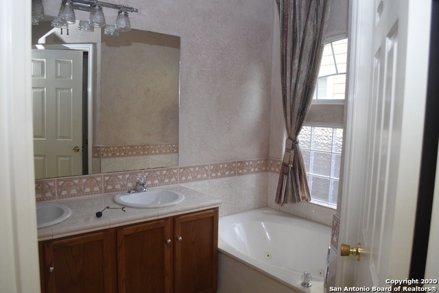 2530 Marilyn Kay St Property Photo 8