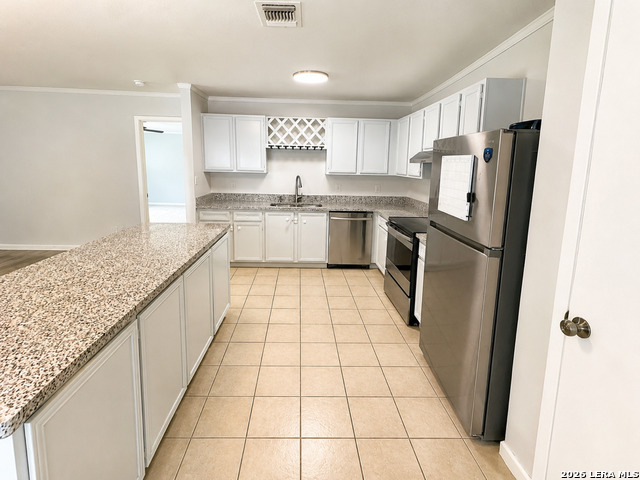 7434 Radford Trl Property Photo 7