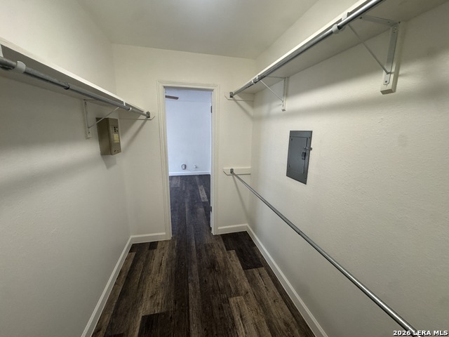 8611 Datapoint Dr Property Photo 13