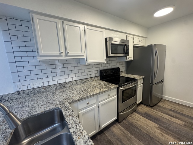 8611 Datapoint Dr Property Photo 15