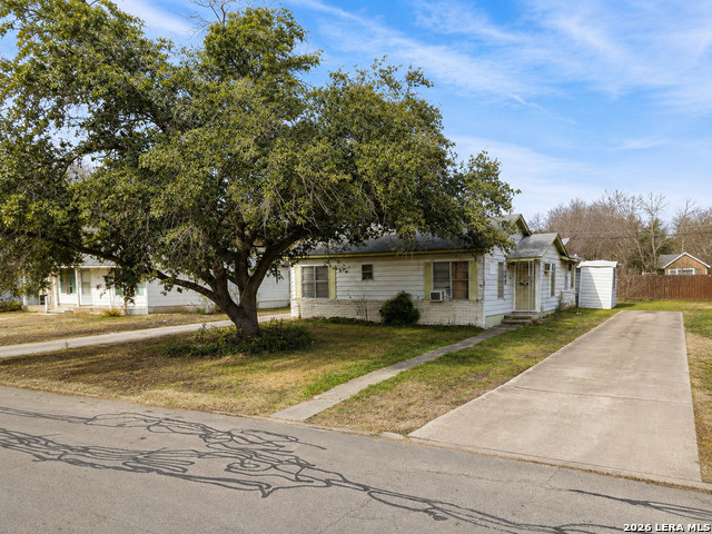 243 Pennystone Property Photo 1