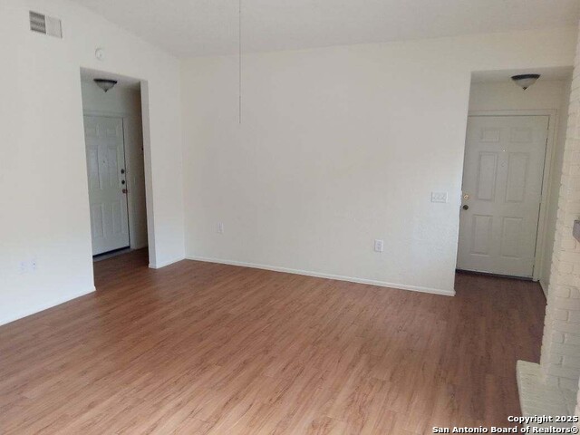 9835 Meadow Way Property Photo 5