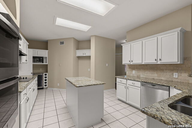 16706 Stones Throw Property Photo 5