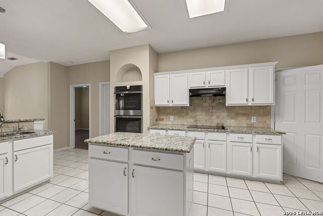 16706 Stones Throw Property Photo 18