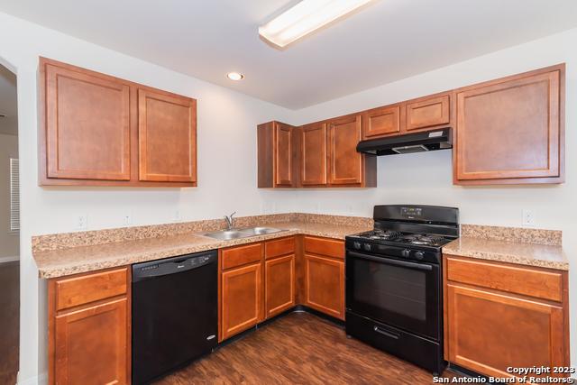 10710 Goose Way Property Photo 3