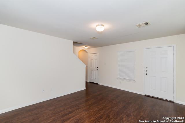 10710 Goose Way Property Photo 6