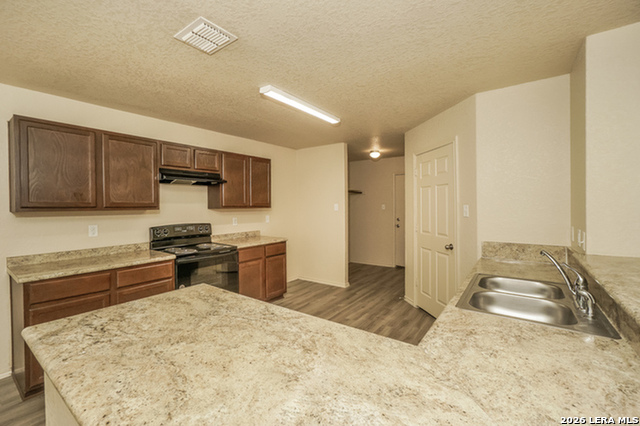 10715 Goose Way Property Photo 6