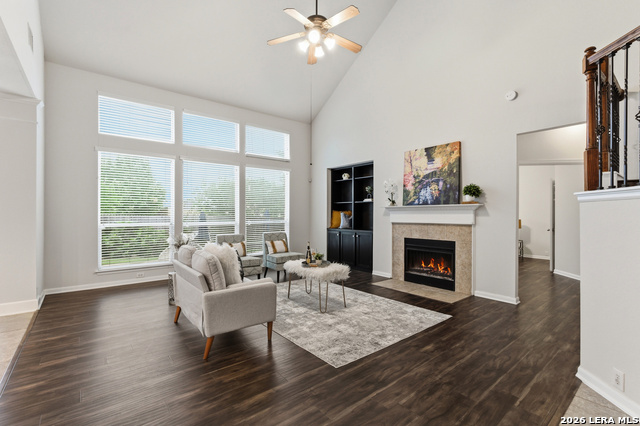 922 Desert Blf Property Photo 5