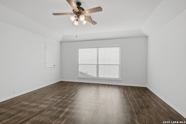 922 Desert Blf Property Photo 36