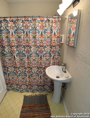 411 Sumner Property Photo 10