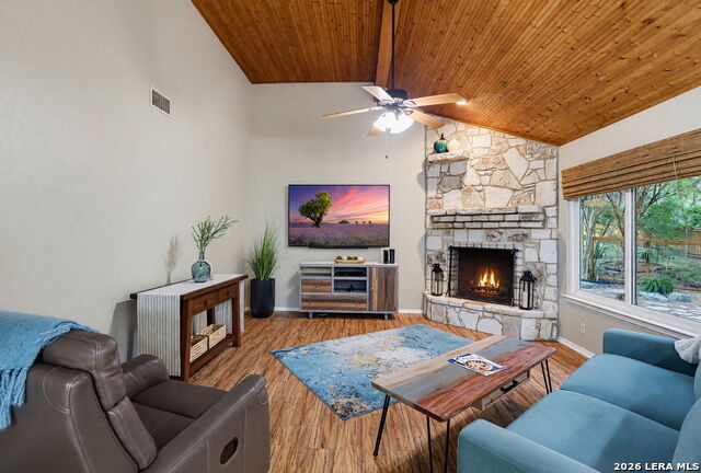 15819 Wolf Creek St Property Photo 8