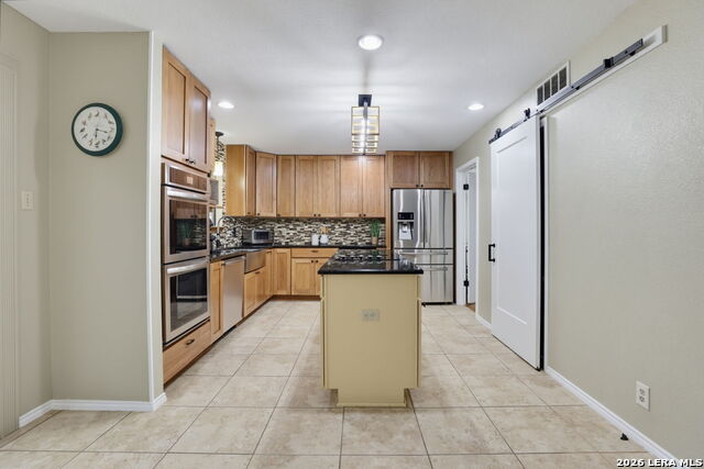15819 Wolf Creek St Property Photo 11