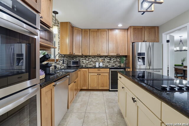 15819 Wolf Creek St Property Photo 12