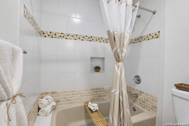 15819 Wolf Creek St Property Photo 21
