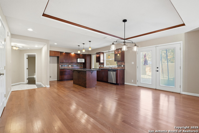 415 Calumet Pl Property Photo 12