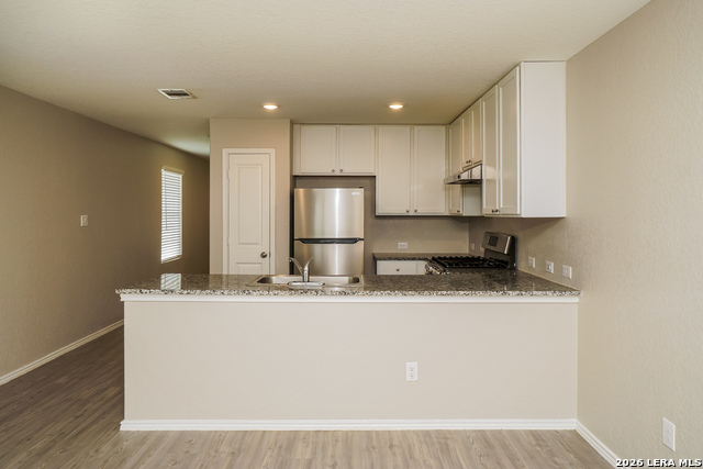 2402 Double Oak Property Photo 7