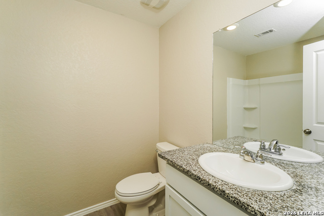 2402 Double Oak Property Photo 15