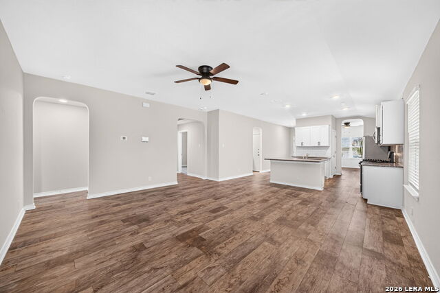 4518 Chalk Flts Property Photo 8