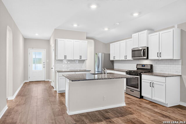 4518 Chalk Flts Property Photo 10