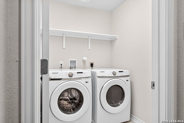 4518 Chalk Flts Property Photo 28