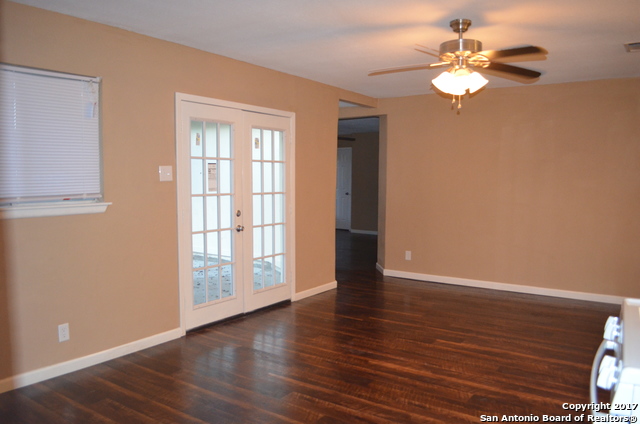 7401 Sage Oak St Property Photo 6