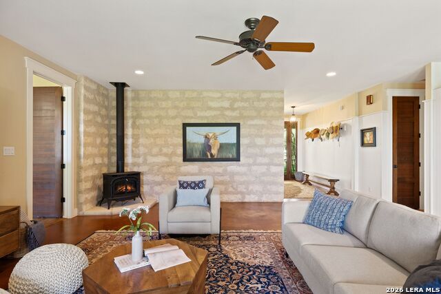 7855 Middle Creek Rd Property Photo 11