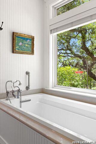 7855 Middle Creek Rd Property Photo 21