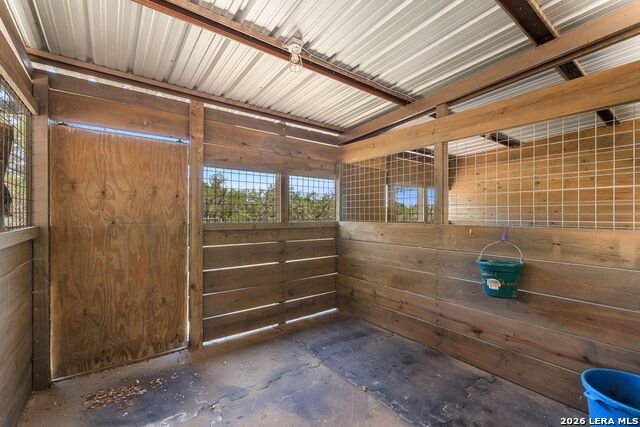 7855 Middle Creek Rd Property Photo 32