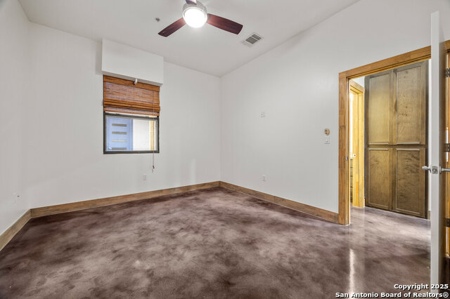 1542 N Alamo St Property Photo 17
