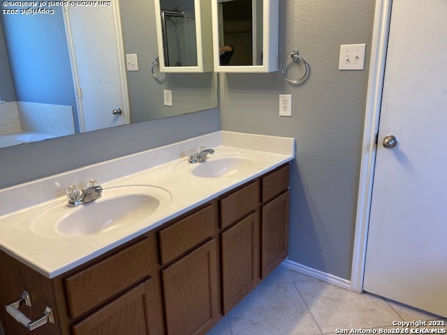 24259 Saffron Plum Property Photo 12