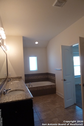 23830 Stately Oaks Property Photo 19
