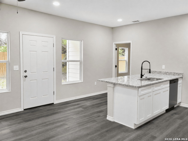 7602 Windsor Oaks Property Photo 3