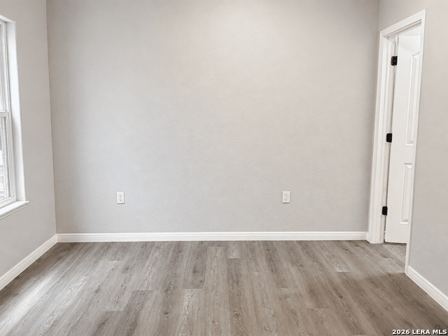 7602 Windsor Oaks Property Photo 5