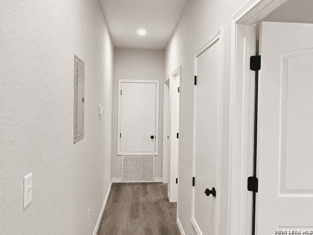 7602 Windsor Oaks Property Photo 9