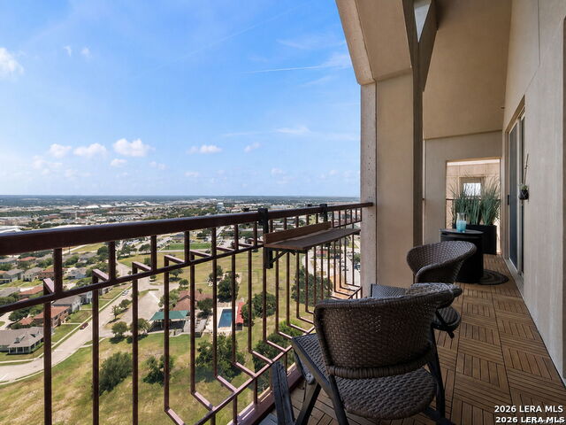 1 Towers Park Ln Property Photo 3