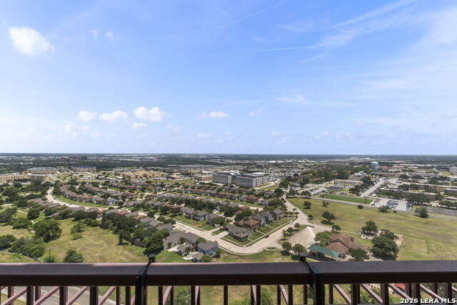 1 Towers Park Ln Property Photo 32