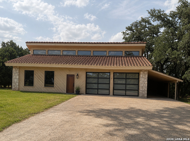 7910 Triple Crown Property Photo 17