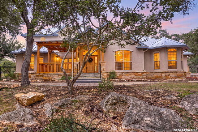 373 Wentworth Property Photo 1