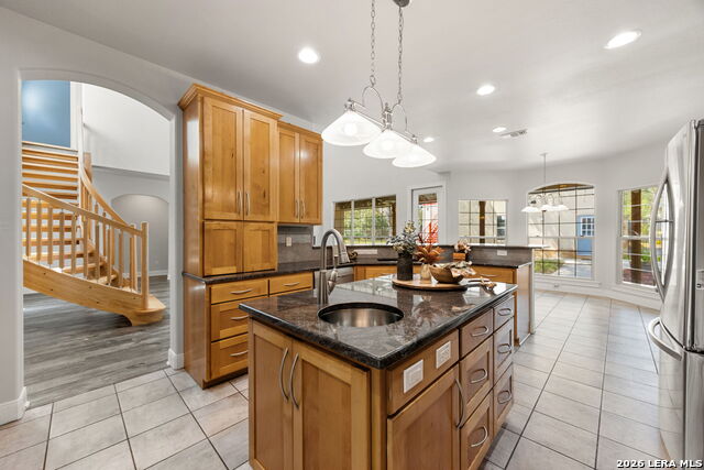 373 Wentworth Property Photo 18