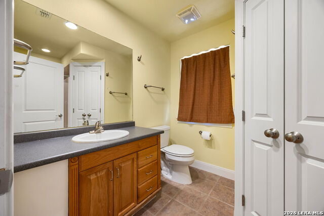 373 Wentworth Property Photo 43