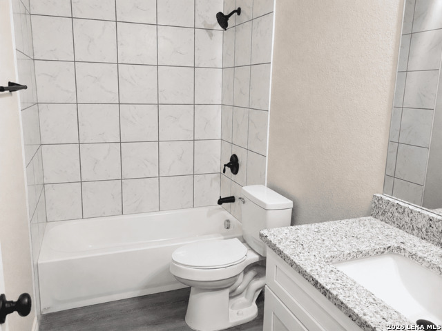 7602 Windsor Oaks Property Photo 9