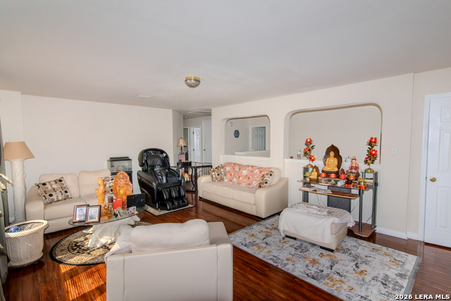 1322 Winston Cv Property Photo 8
