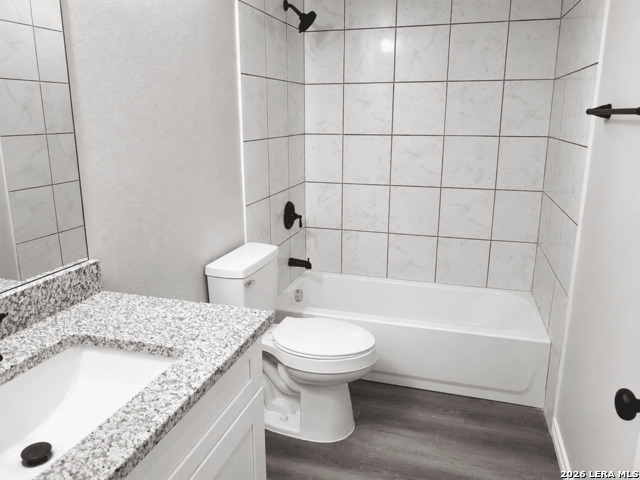 7602 Windsor Oaks Property Photo 5