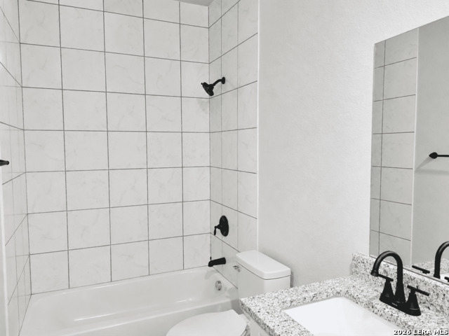7602 Windsor Oaks Property Photo 7